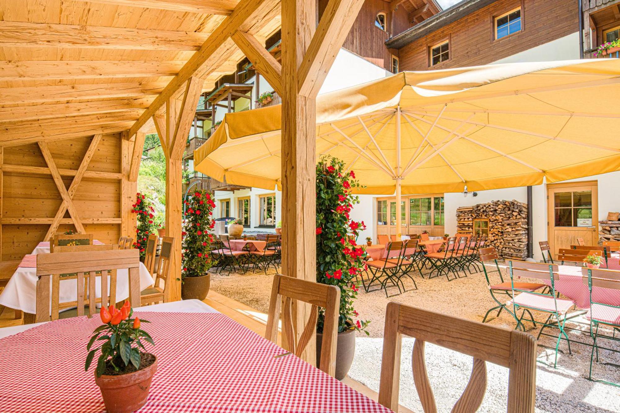 Hotel Gasthof Adler Sankt Gallenkirch Exterior photo